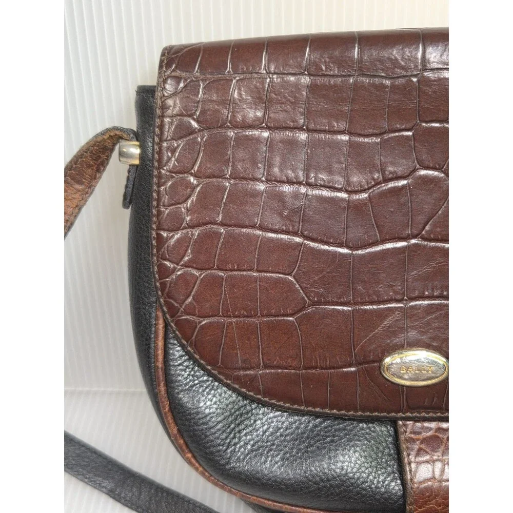 Women's Vintage Bally Crossbody Shoulder Flap Purse Italy Croc Embossed Leather
